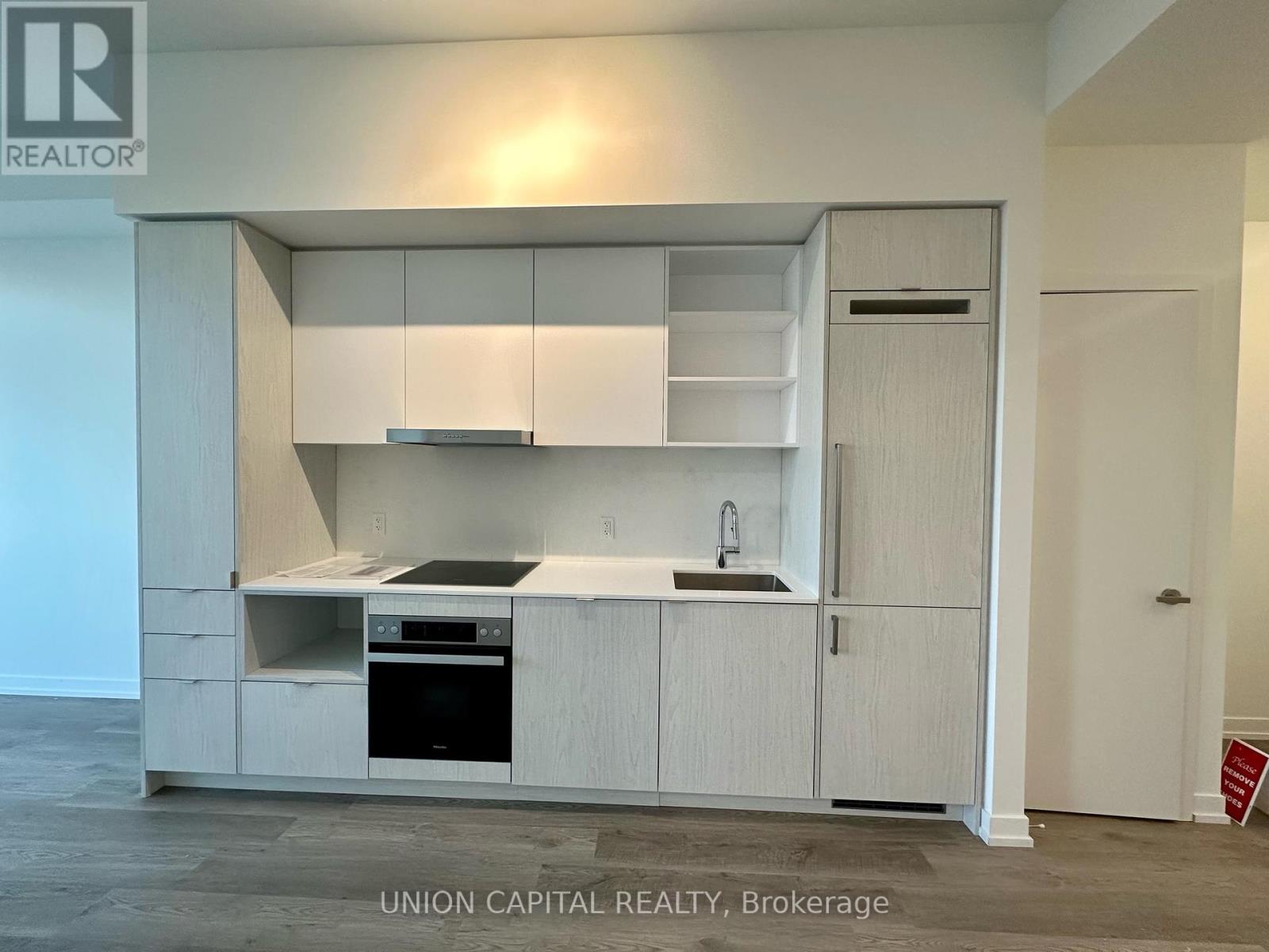 7003 - 55 Cooper Street, Toronto, Ontario  M5E 0G1 - Photo 9 - C12994916