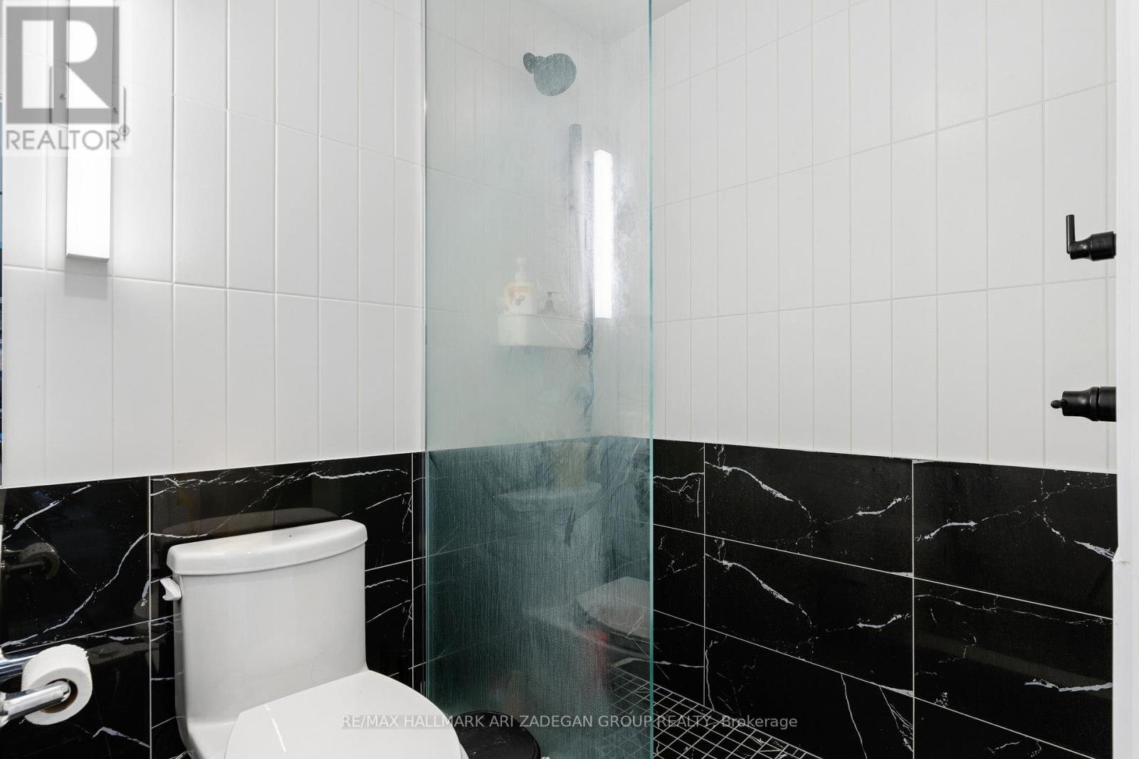 1908 - 327 King Street W, Toronto, Ontario  M5V 0W7 - Photo 13 - C12994940