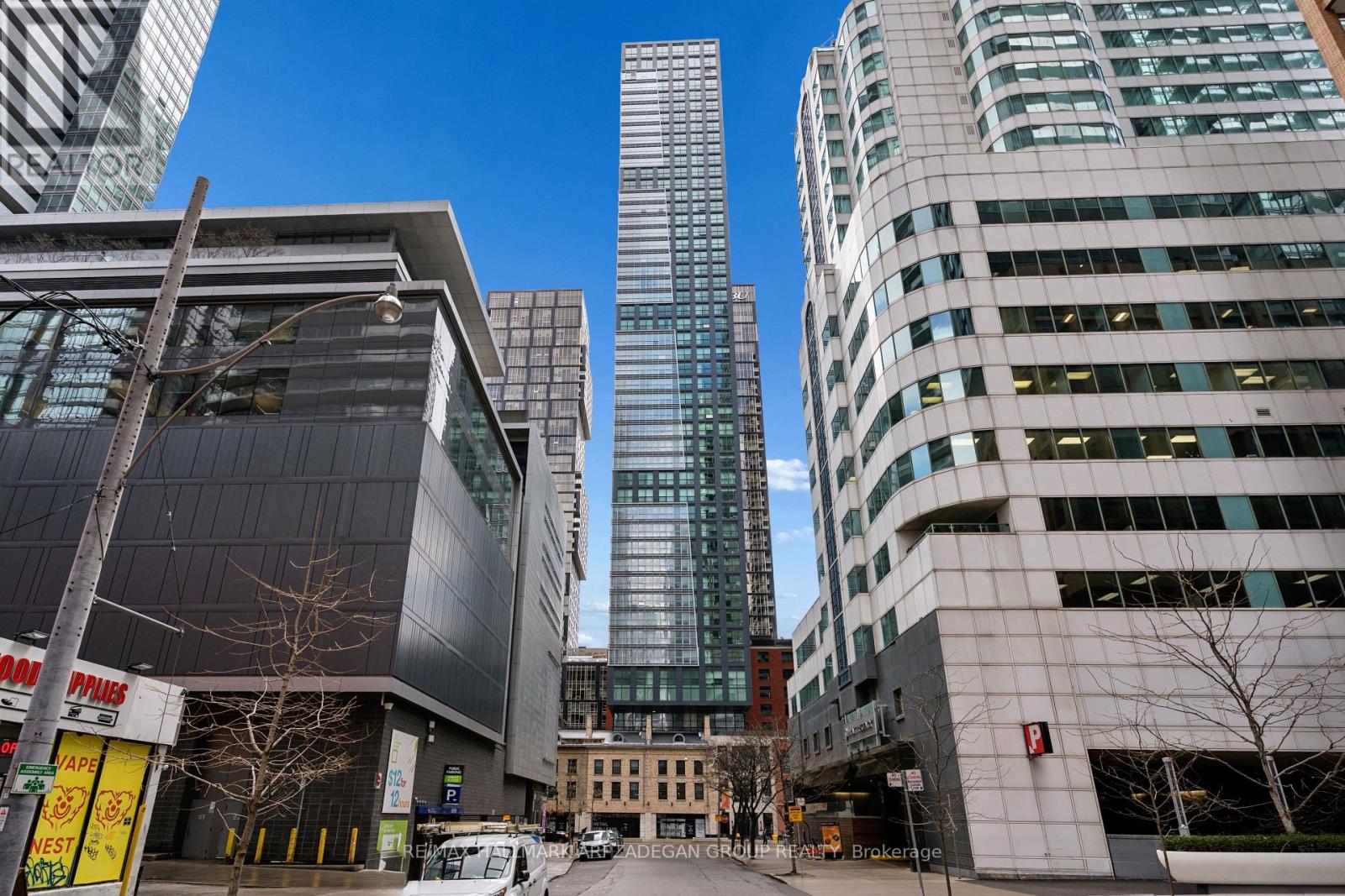 1908 - 327 King Street W, Toronto, Ontario  M5V 0W7 - Photo 15 - C12994940