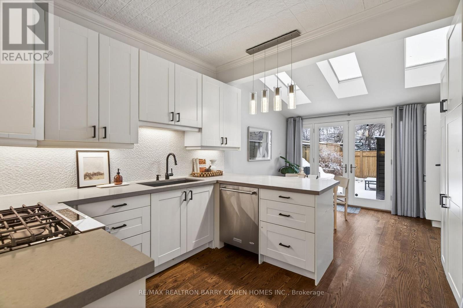 198 Macpherson Avenue, Toronto, Ontario  M5R 1W8 - Photo 16 - C12994988