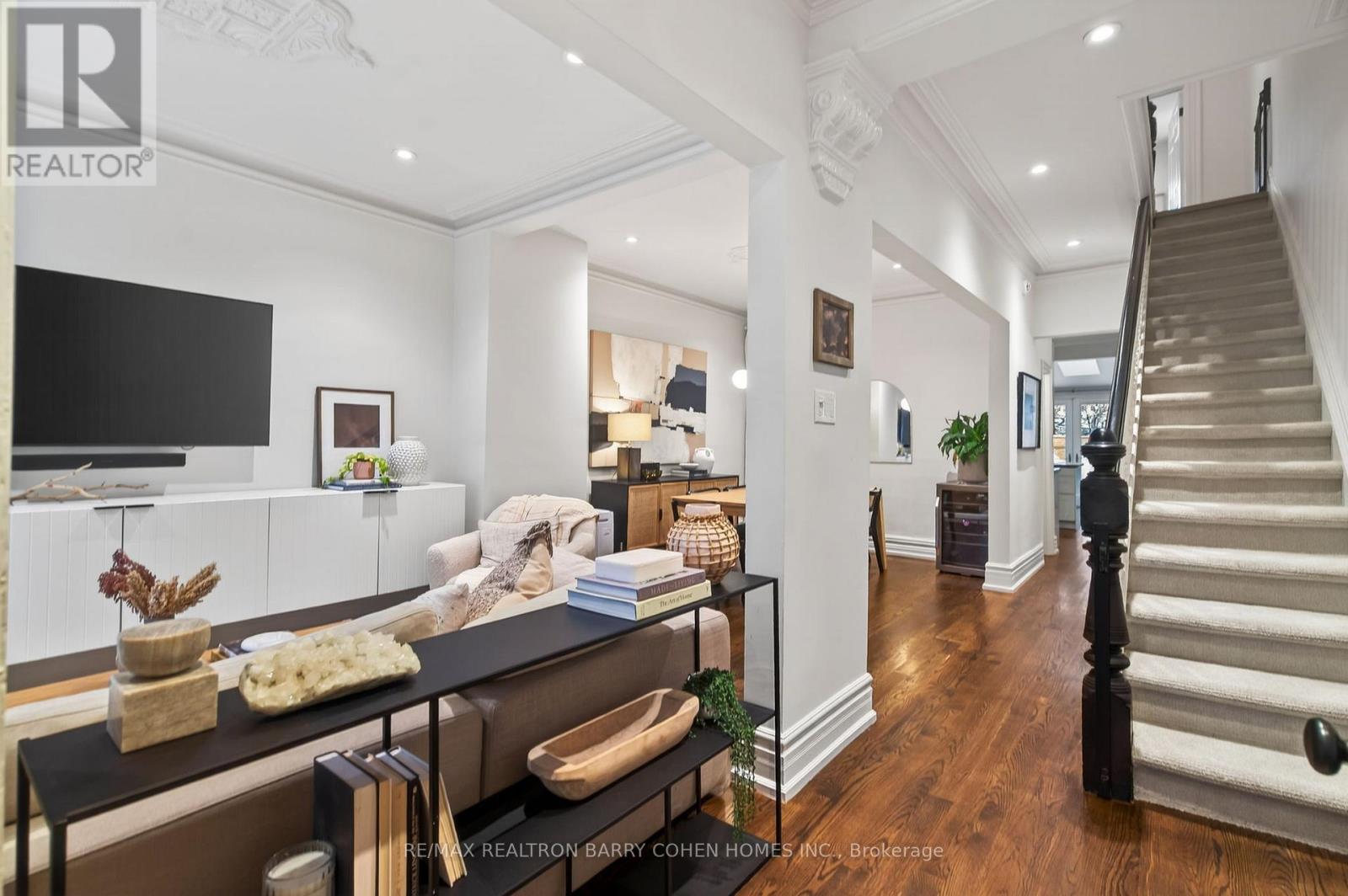 198 Macpherson Avenue, Toronto, Ontario  M5R 1W8 - Photo 4 - C12994988