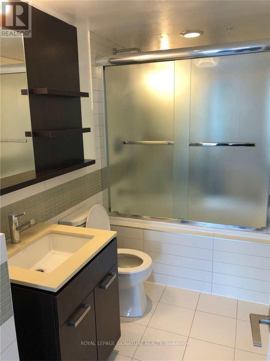 1802 - 295 Adelaide Street W, Toronto, Ontario  M5V 1P7 - Photo 9 - C12995044