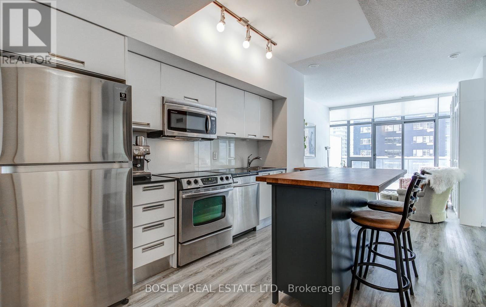 608 - 33 Charles Street E, Toronto, Ontario  M4Y 0A2 - Photo 14 - C12995070