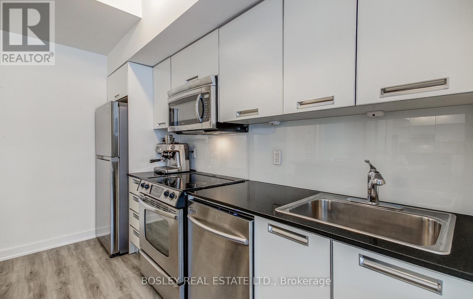 608 - 33 Charles Street E, Toronto, Ontario  M4Y 0A2 - Photo 17 - C12995070