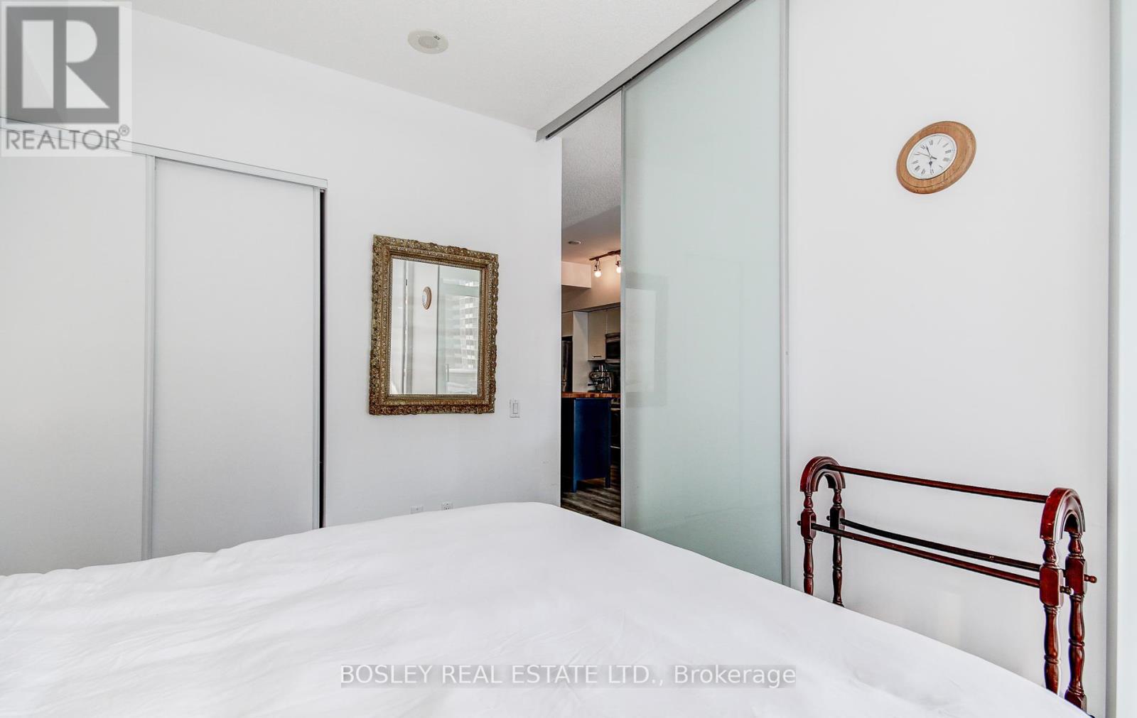 608 - 33 Charles Street E, Toronto, Ontario  M4Y 0A2 - Photo 40 - C12995070