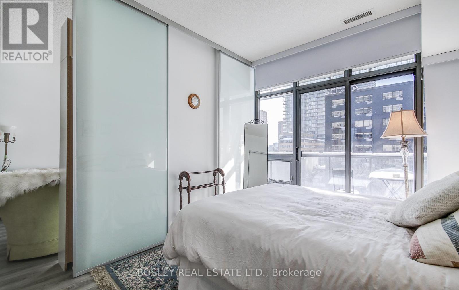 608 - 33 Charles Street E, Toronto, Ontario  M4Y 0A2 - Photo 41 - C12995070