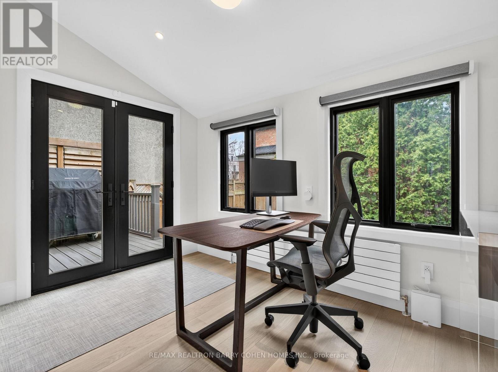 130 Mona Drive, Toronto, Ontario  M5N 2R6 - Photo 16 - C12995098