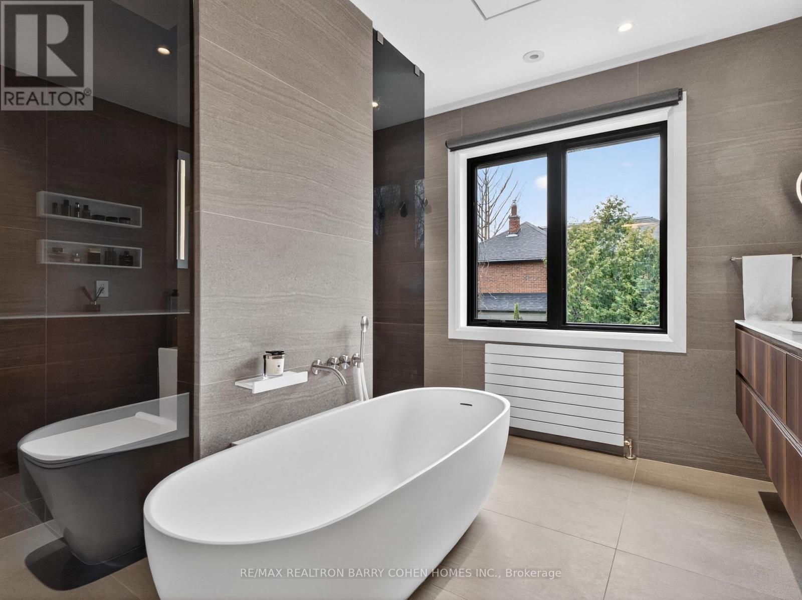 130 Mona Drive, Toronto, Ontario  M5N 2R6 - Photo 27 - C12995098