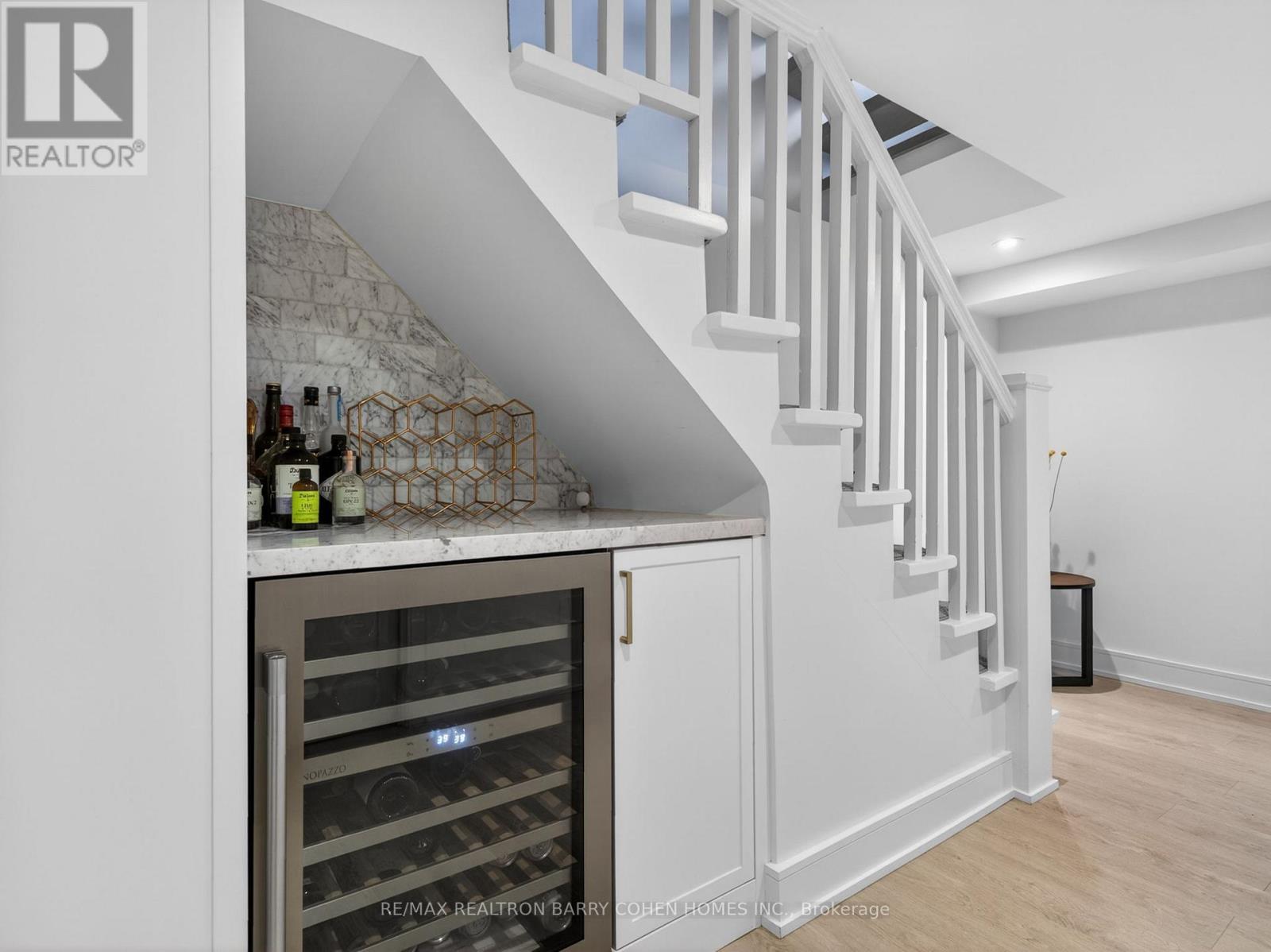 130 Mona Drive, Toronto, Ontario  M5N 2R6 - Photo 29 - C12995098