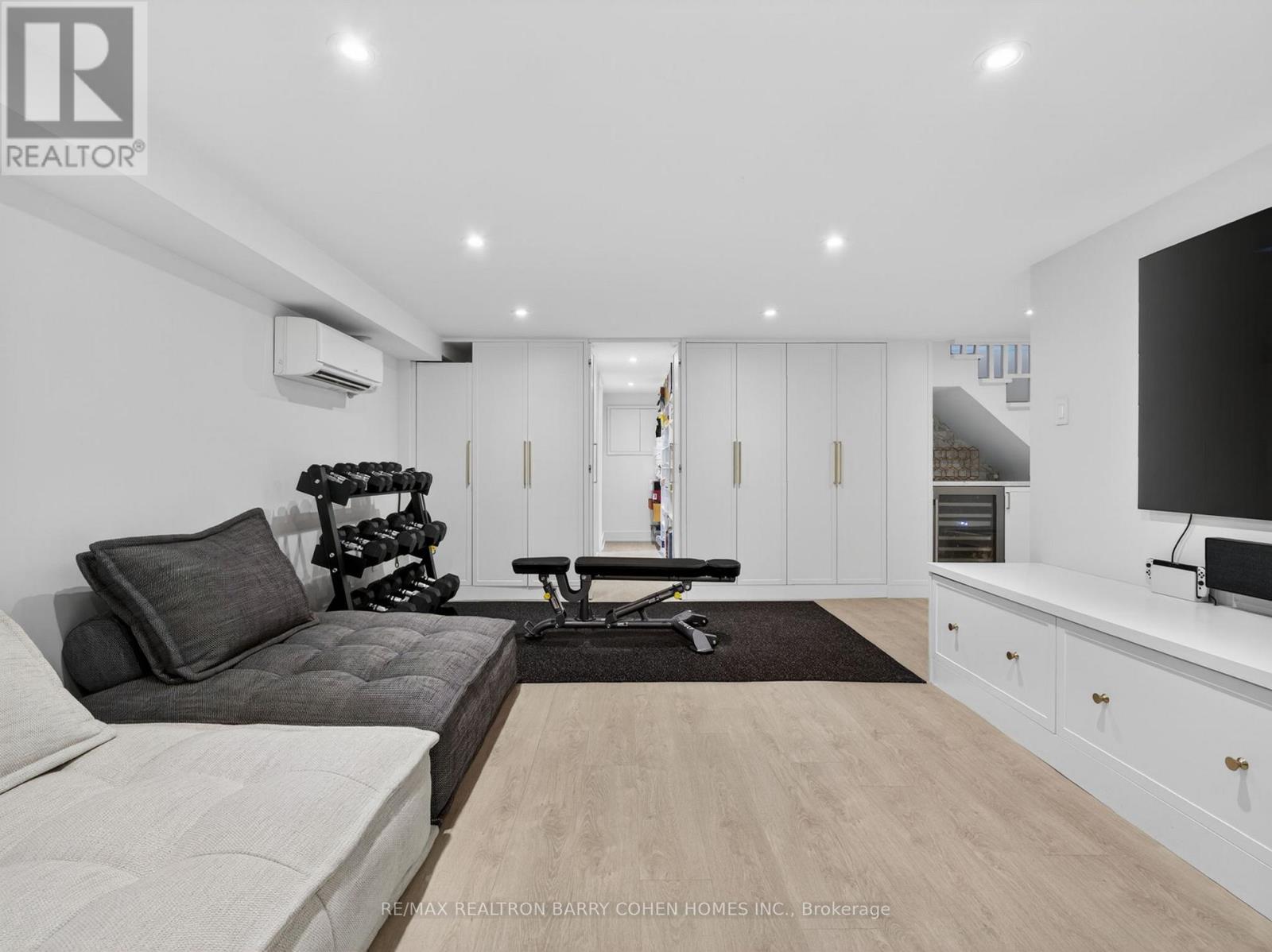 130 Mona Drive, Toronto, Ontario  M5N 2R6 - Photo 31 - C12995098