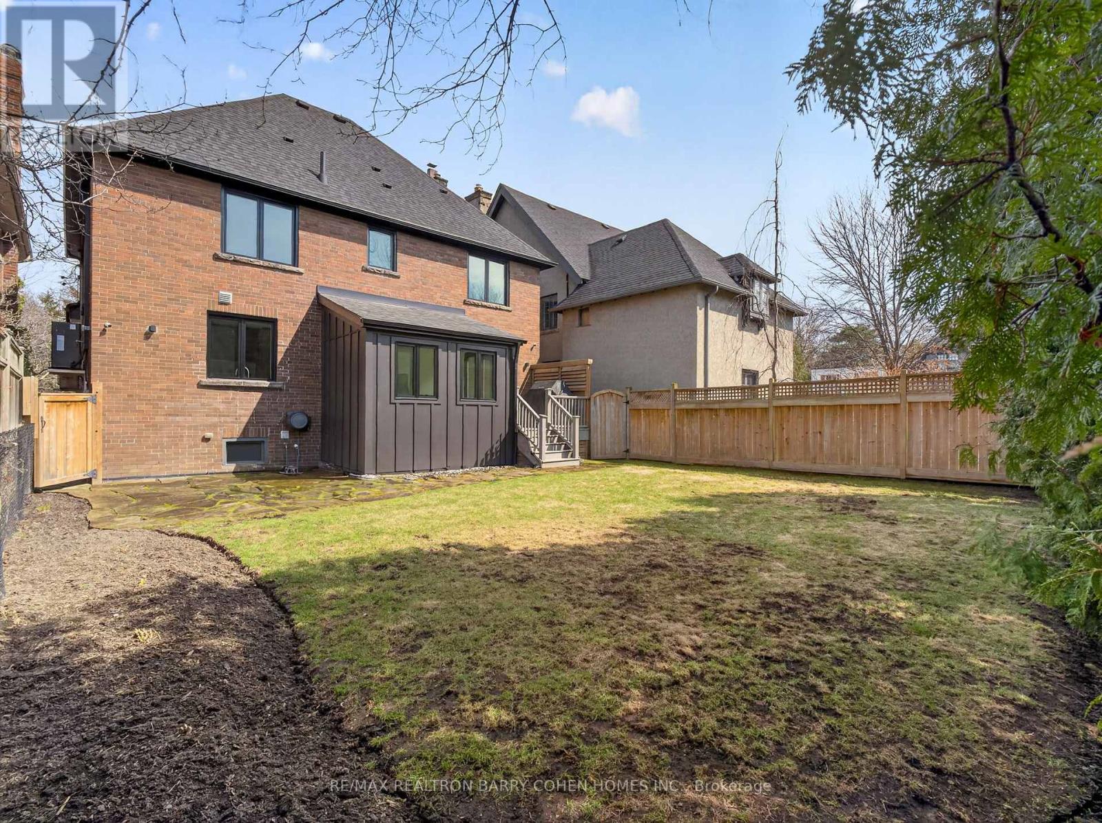 130 Mona Drive, Toronto, Ontario  M5N 2R6 - Photo 36 - C12995098