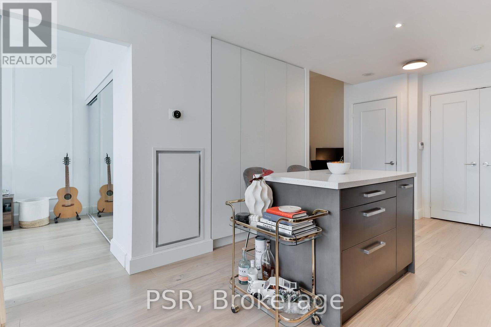 2806 - 8 The Esplanade Street, Toronto, Ontario  M5E 0A6 - Photo 16 - C12995104