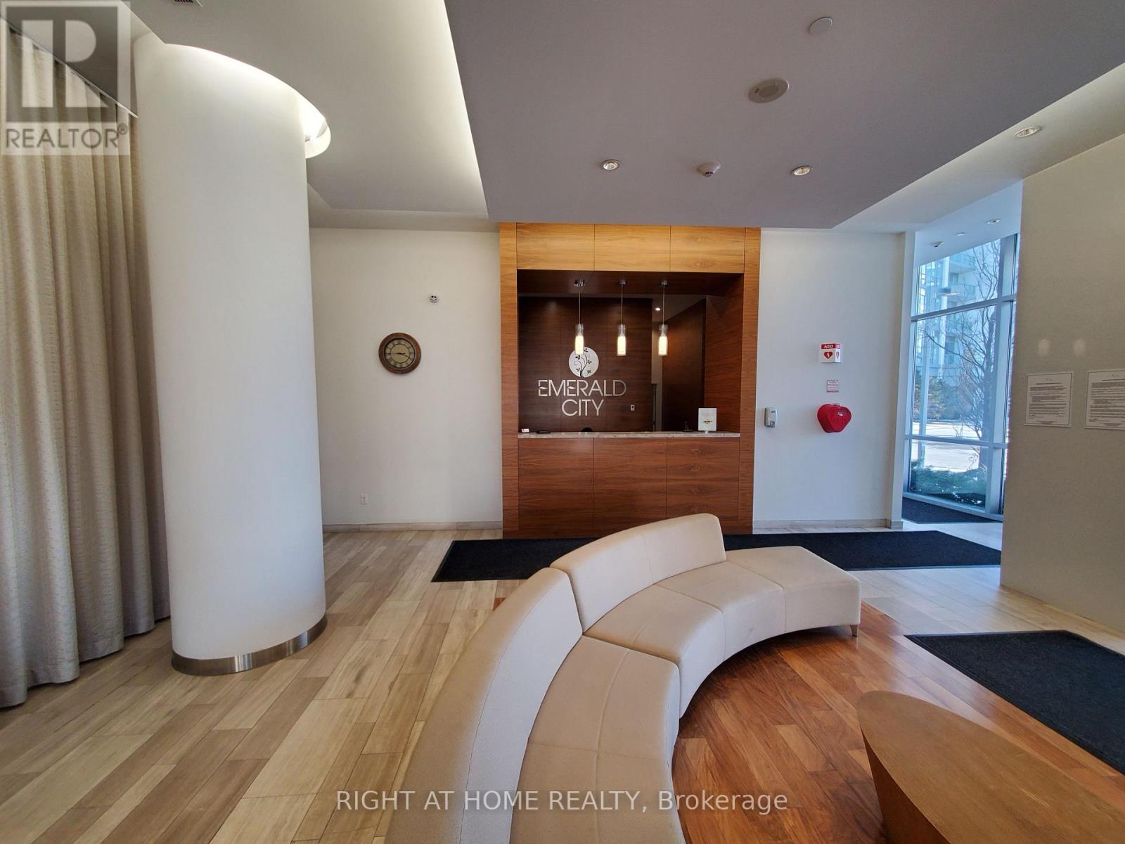 319 - 62 Forest Manor Road, Toronto, Ontario  M2J 0B6 - Photo 16 - C12995118