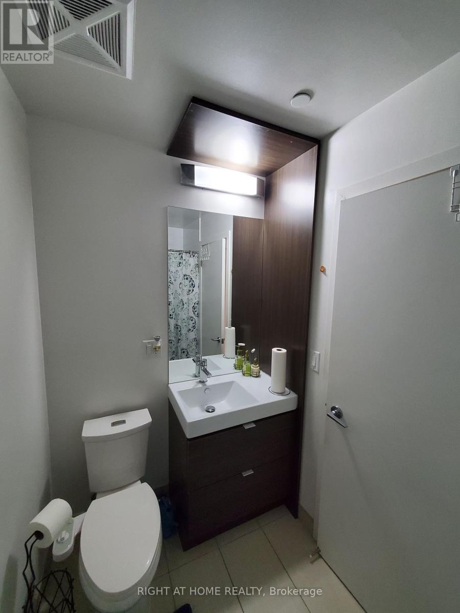 319 - 62 Forest Manor Road, Toronto, Ontario  M2J 0B6 - Photo 7 - C12995118