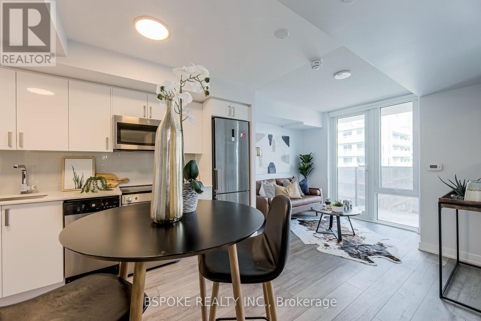 1102 - 38 MONTE KWINTER COURT, Toronto, Ontario