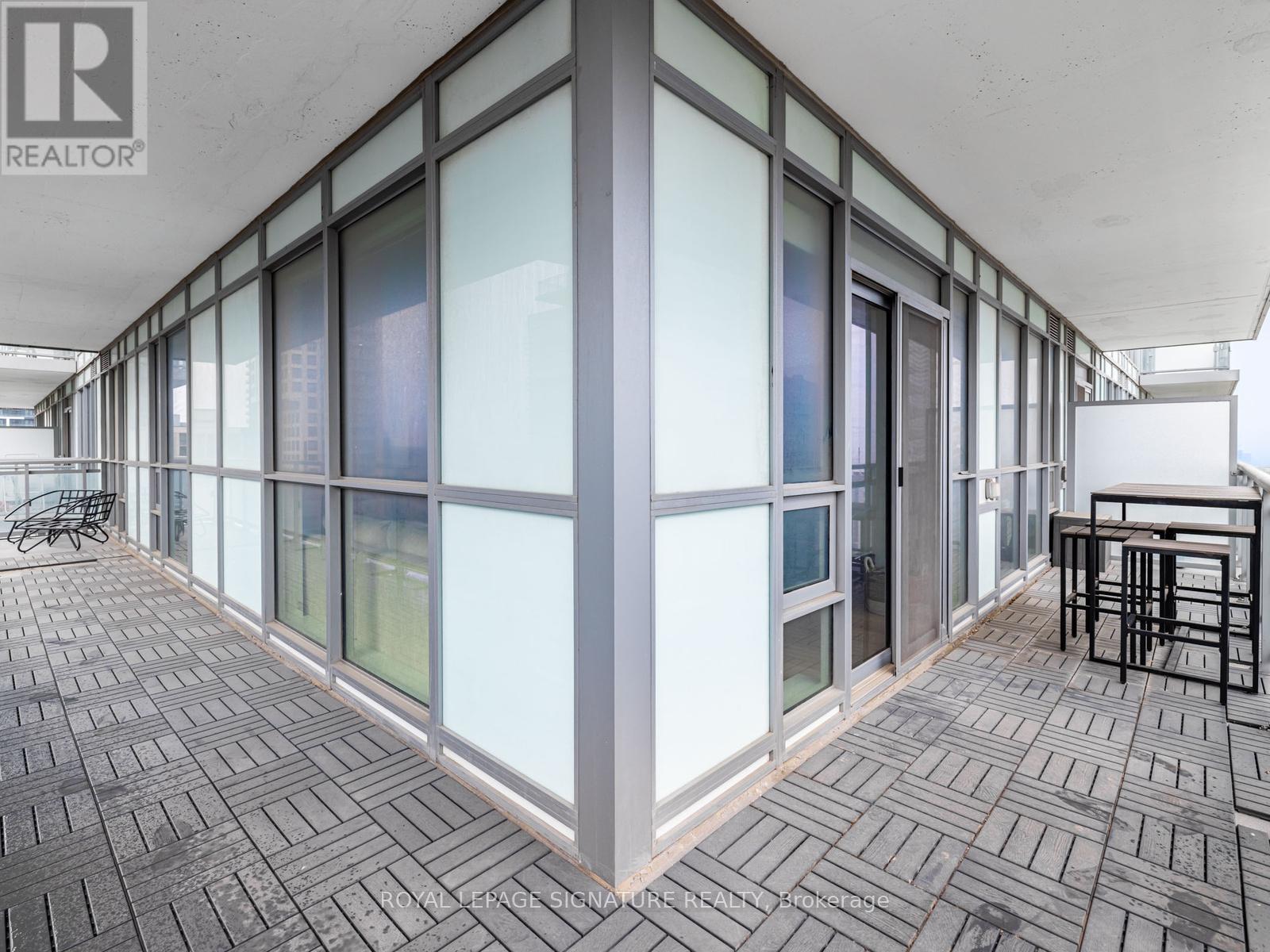 1520 - 98 Lillian Street, Toronto, Ontario  M4S 0A5 - Photo 21 - C12995174