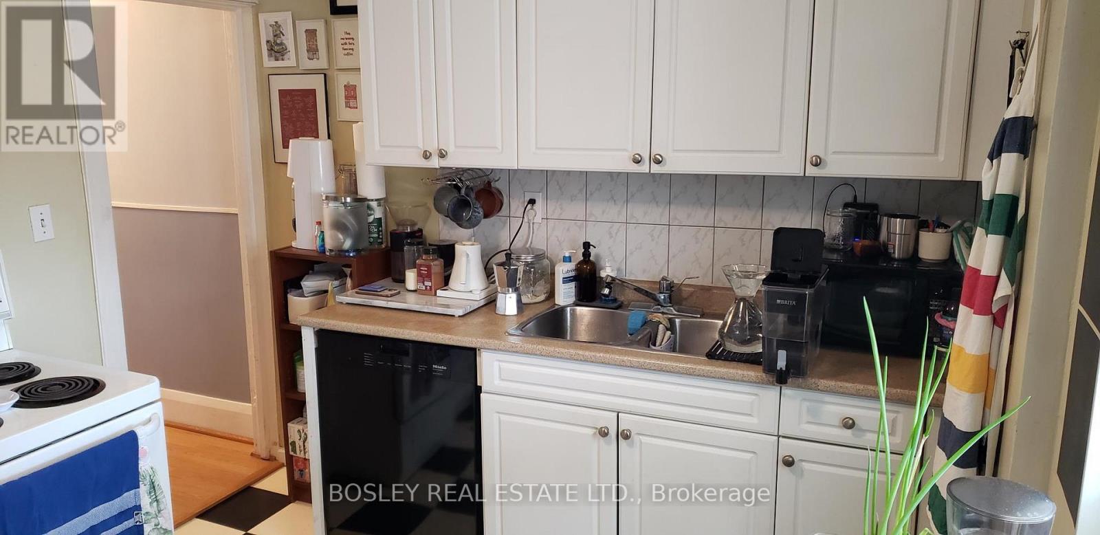 521 Mount Pleasant Road, Toronto, Ontario  M4S 2M4 - Photo 3 - C12995184