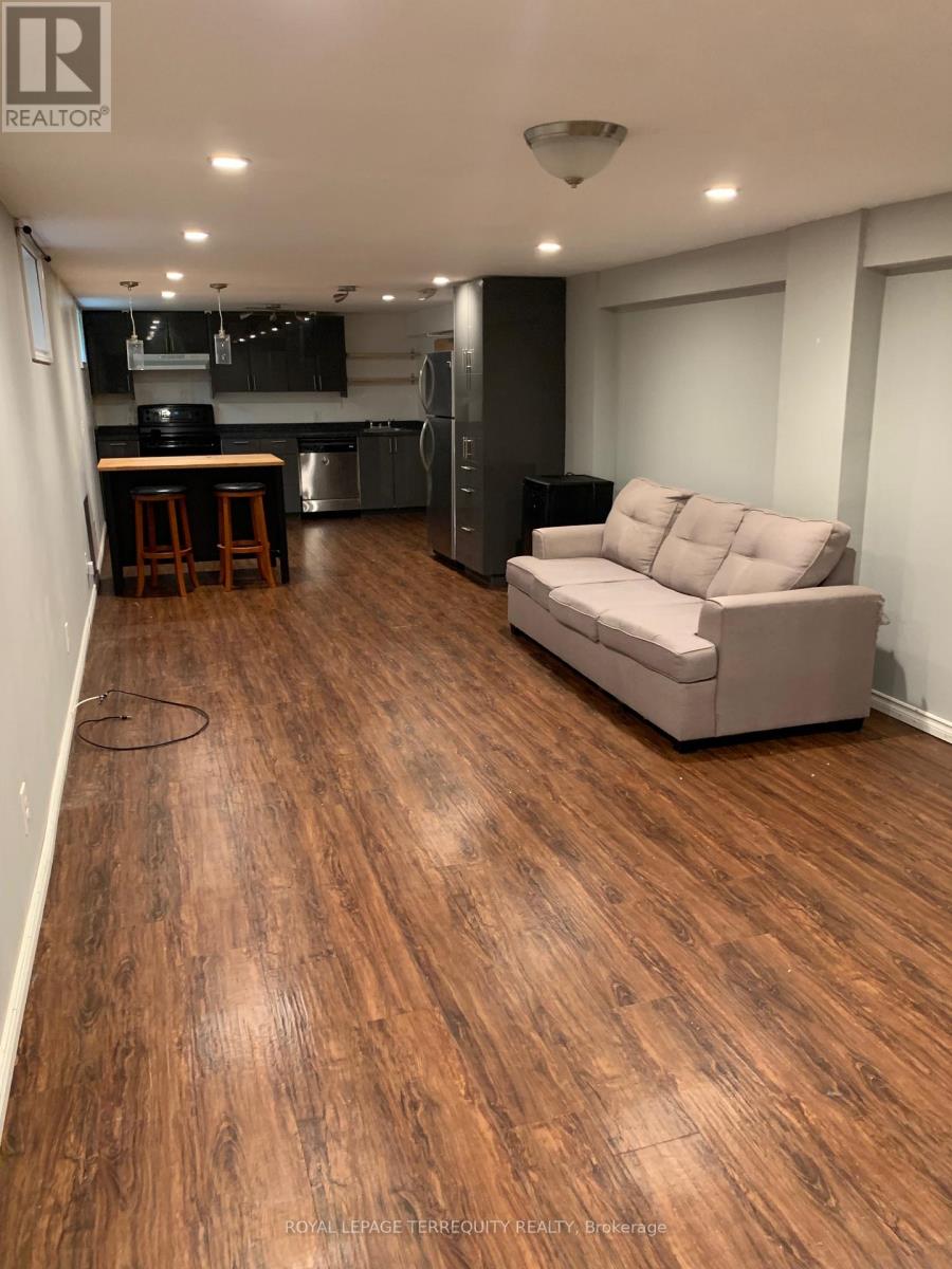 Lower - 319 Hillcroft Street, Oshawa, Ontario  L1G 2M1 - Photo 3 - E12994972