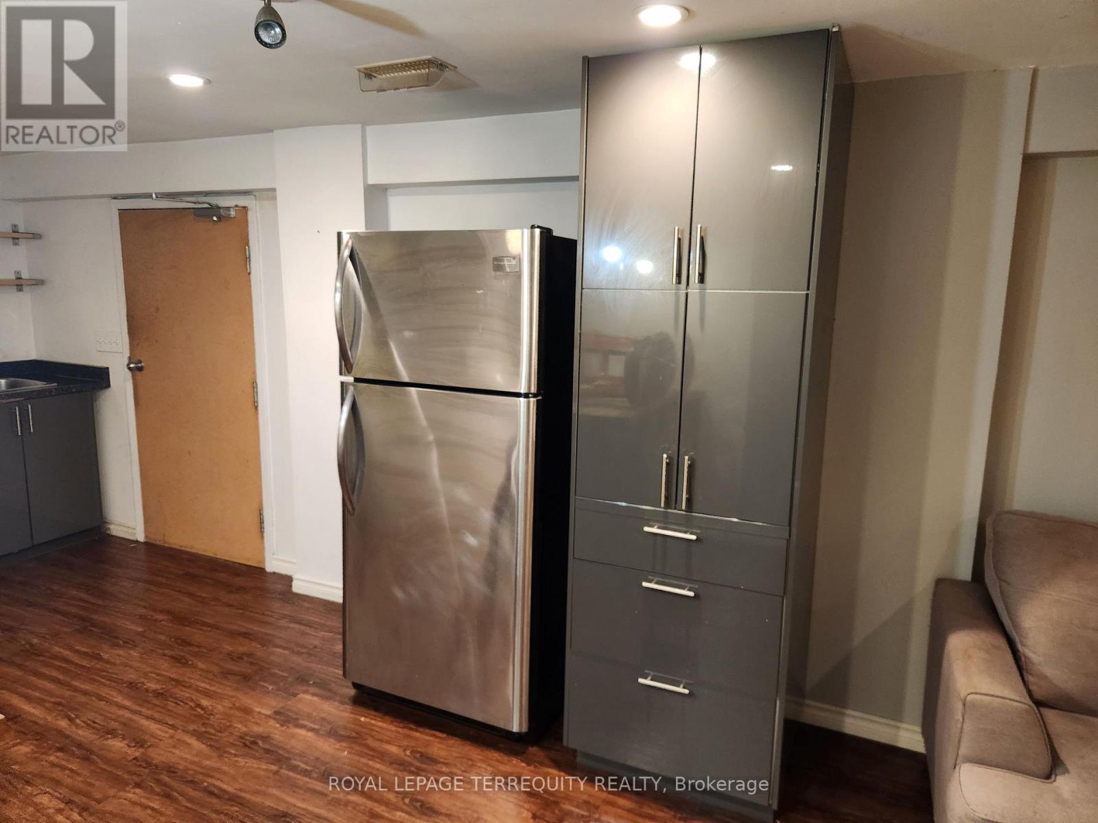 Lower - 319 Hillcroft Street, Oshawa, Ontario  L1G 2M1 - Photo 6 - E12994972