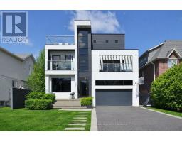 647 MONTBECK CRESCENT, Mississauga, Ontario