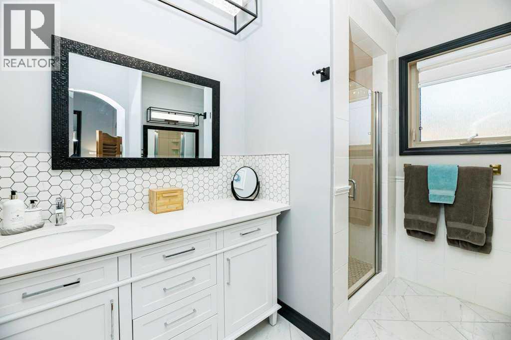 6 Cranna Place, Lacombe, Alberta  T4L 2N7 - Photo 18 - A2301009