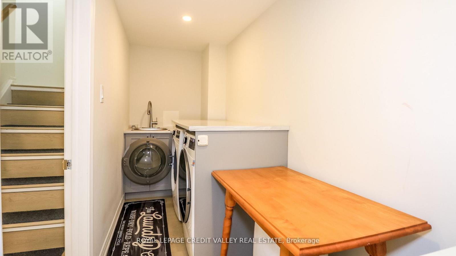 120 Heydon Avenue, New Tecumseth, Ontario  L9R 1N6 - Photo 30 - N12994948