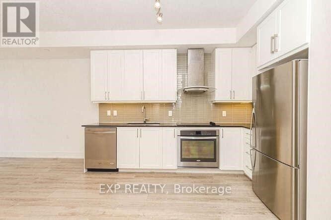 1603 - 9608 Yonge Street, Richmond Hill, Ontario  L4C 0X4 - Photo 11 - N12995064