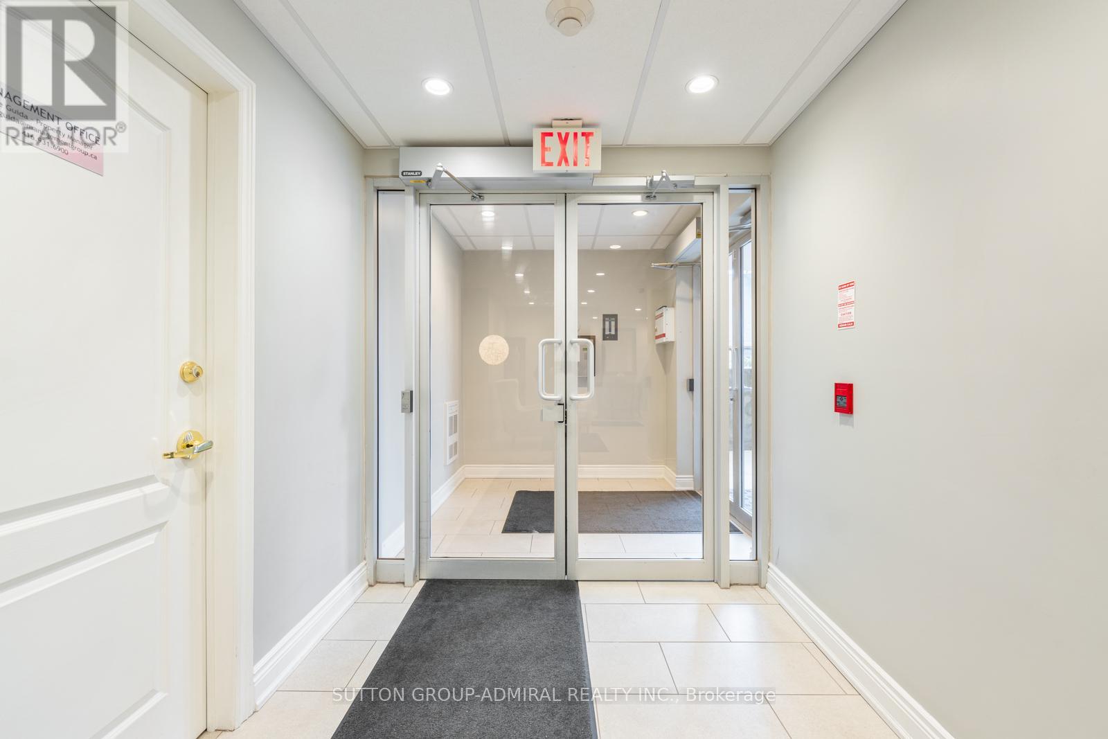 102 - 9944 Keele Street, Vaughan, Ontario  L6A 3Z4 - Photo 23 - N12995130