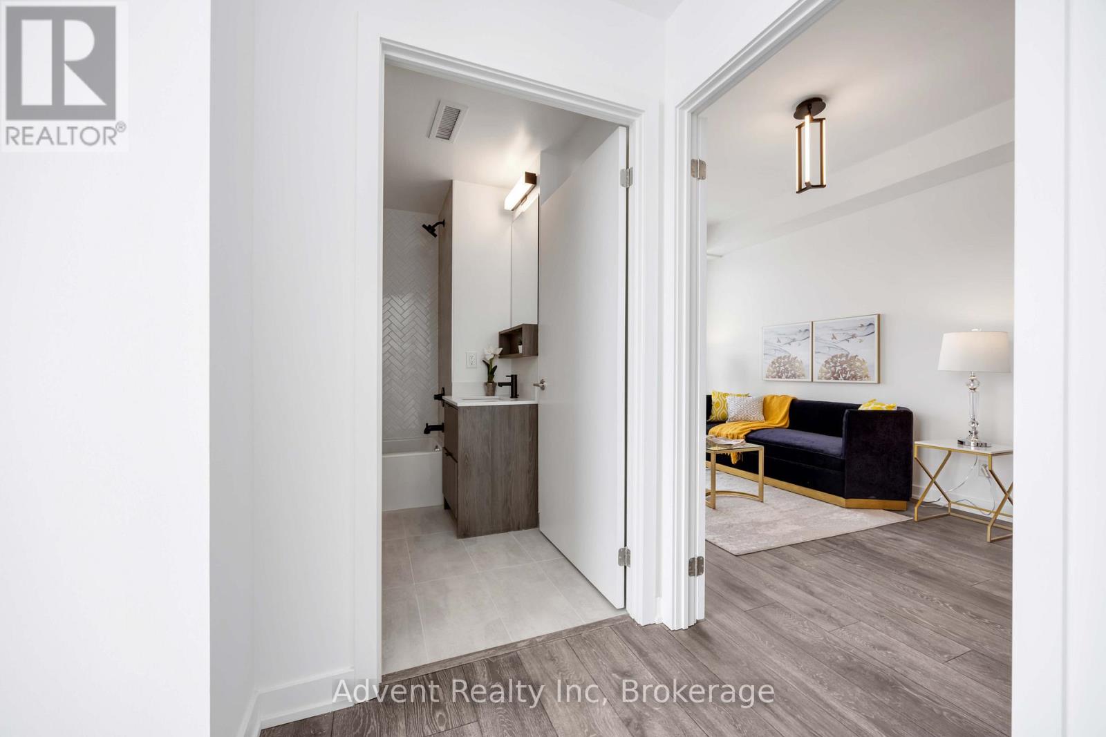 412 - 8888 Yonge Street, Richmond Hill, Ontario  L4C 5V6 - Photo 16 - N12995140