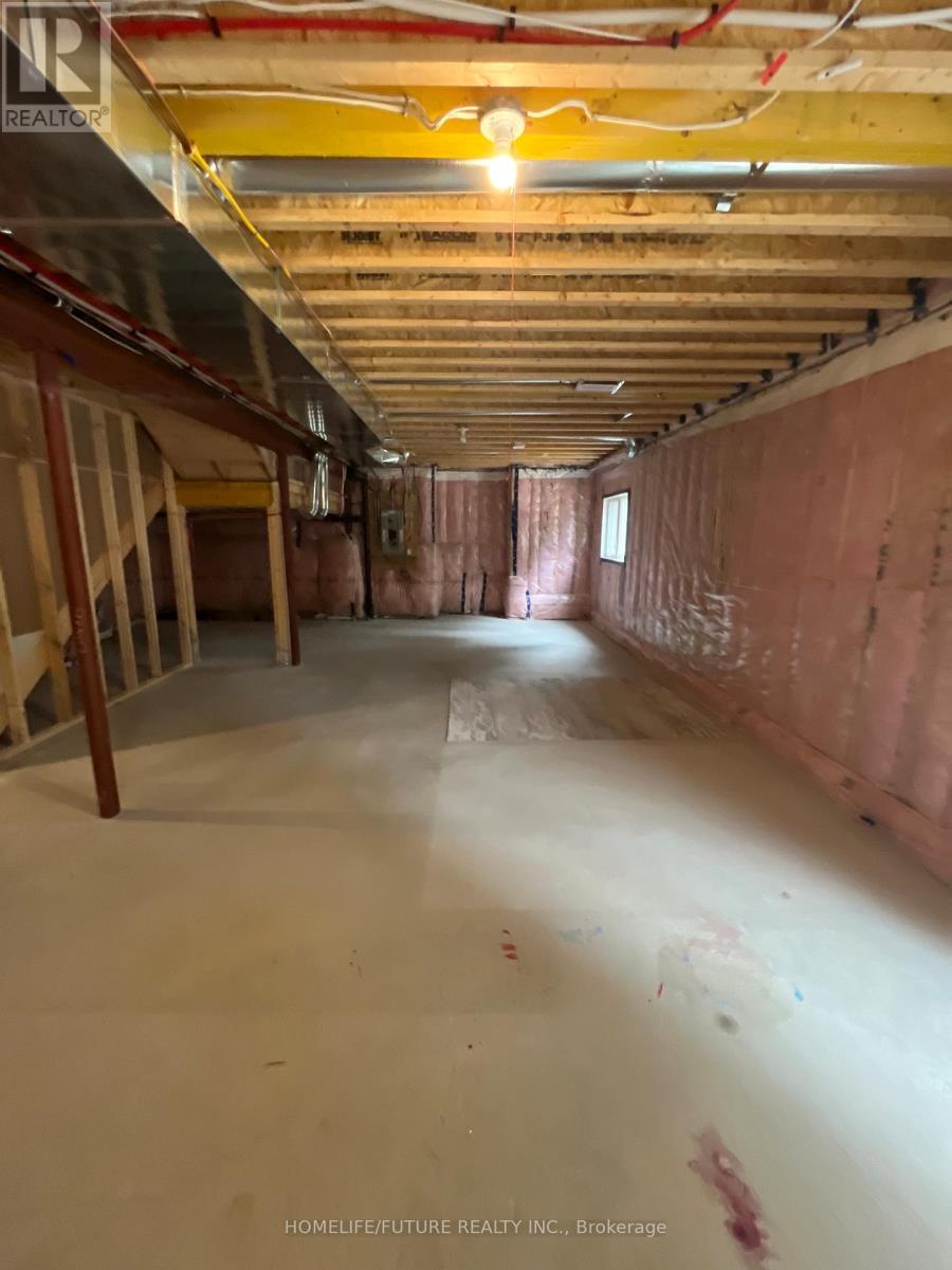 59 Wakefield Boulevard, Essa (Angus), Ontario L0M 1B5 - Photo 16 - N12995178