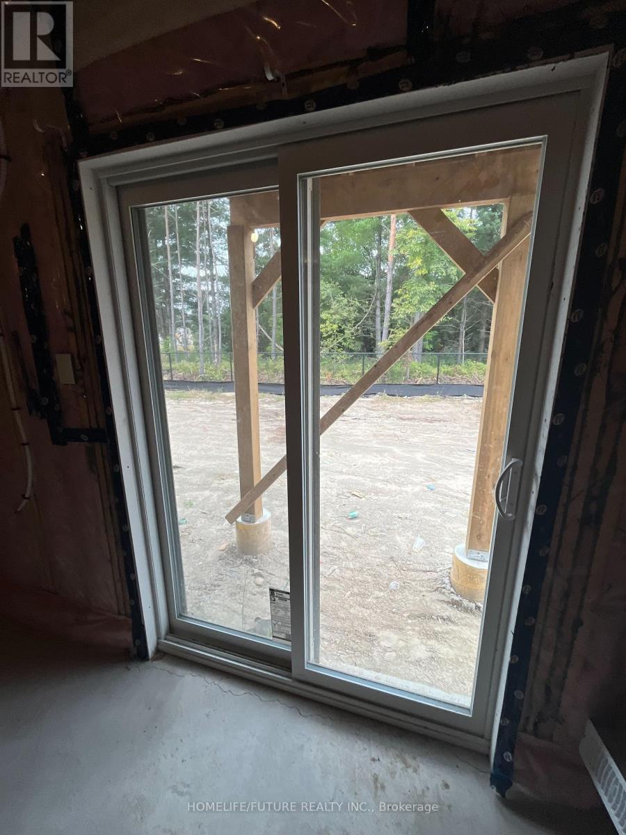 59 Wakefield Boulevard, Essa (Angus), Ontario L0M 1B5 - Photo 17 - N12995178