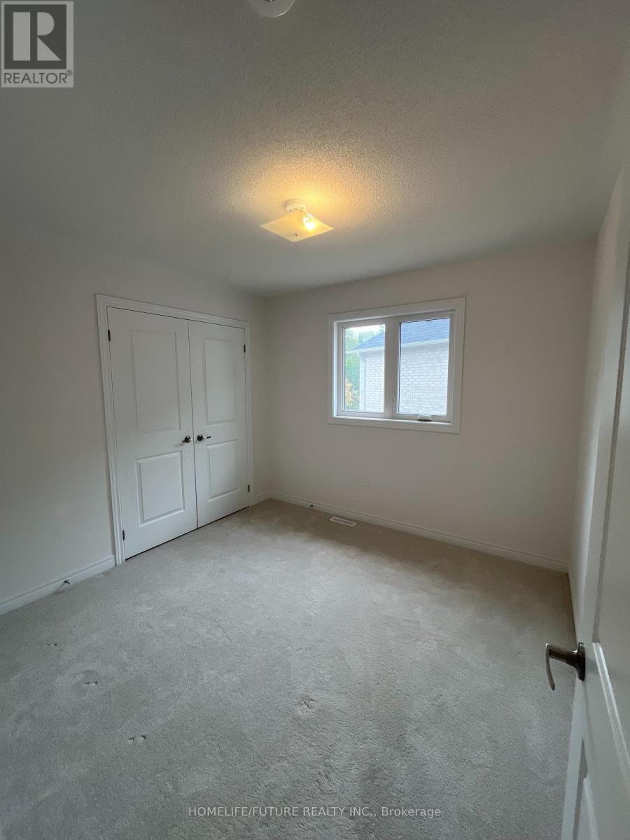 59 Wakefield Boulevard, Essa (Angus), Ontario L0M 1B5 - Photo 24 - N12995178