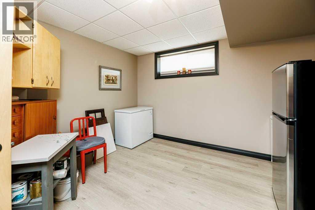 6 Cranna Place, Lacombe, Alberta  T4L 2N7 - Photo 26 - A2301009