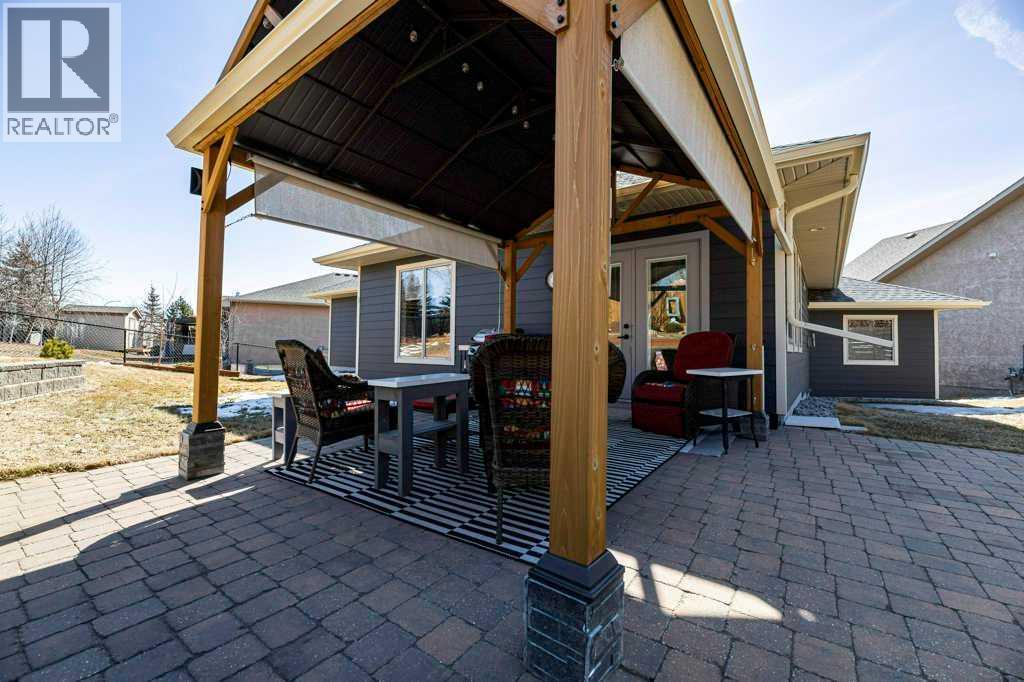 6 Cranna Place, Lacombe, Alberta  T4L 2N7 - Photo 36 - A2301009