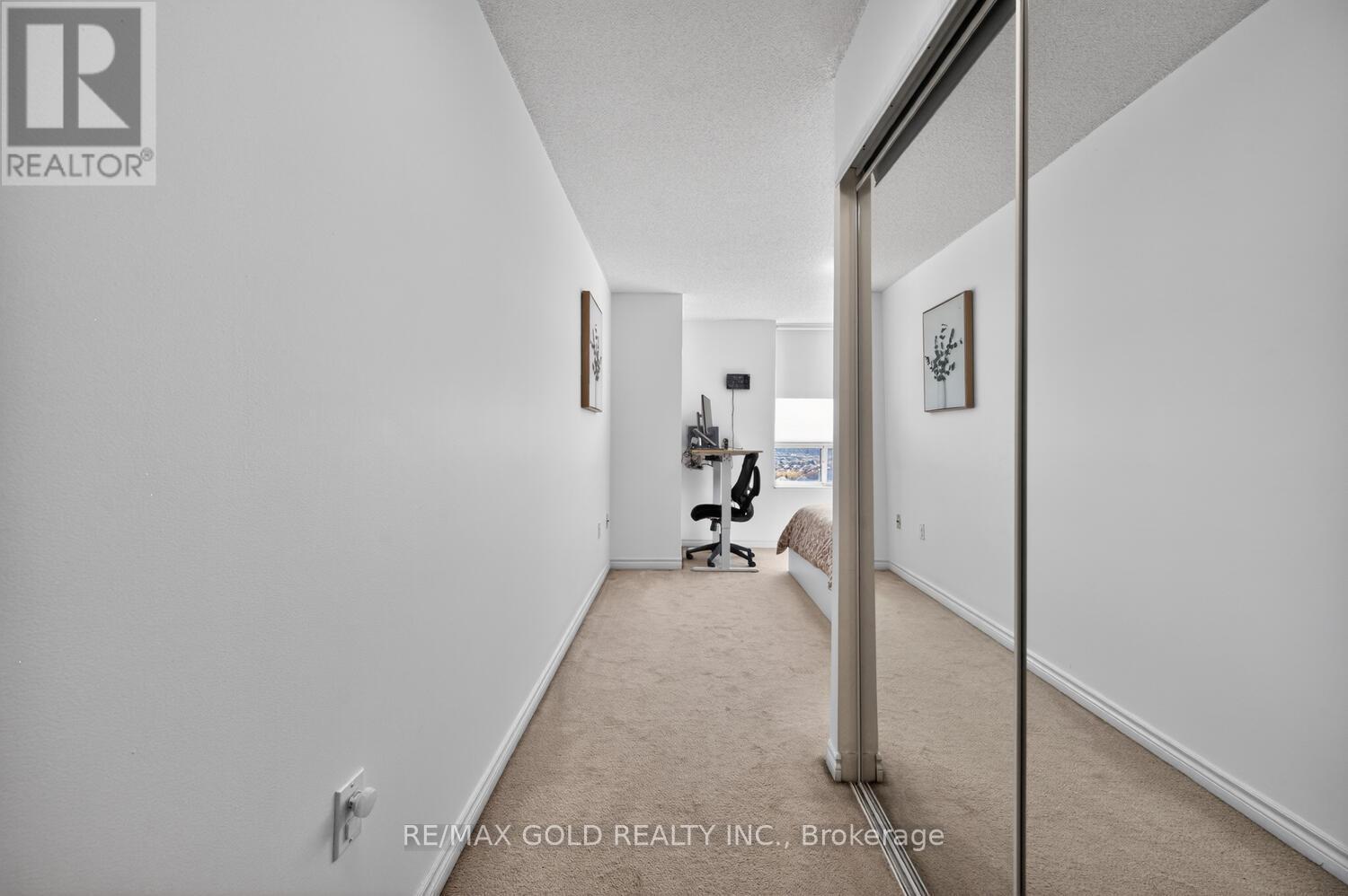 1411 - 55 Strathaven Drive, Mississauga, Ontario L5R 4G9 - Photo 22 - W12992986