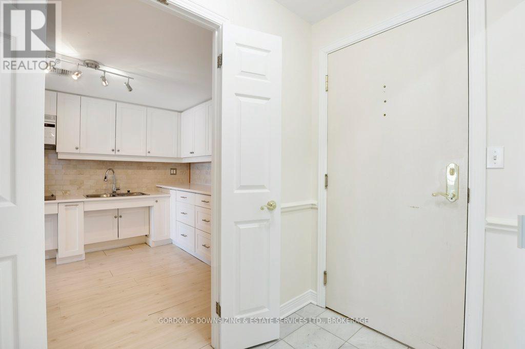 103 - 3099 Carling Avenue, Ottawa, Ontario  K2H 5A6 - Photo 10 - X12994902