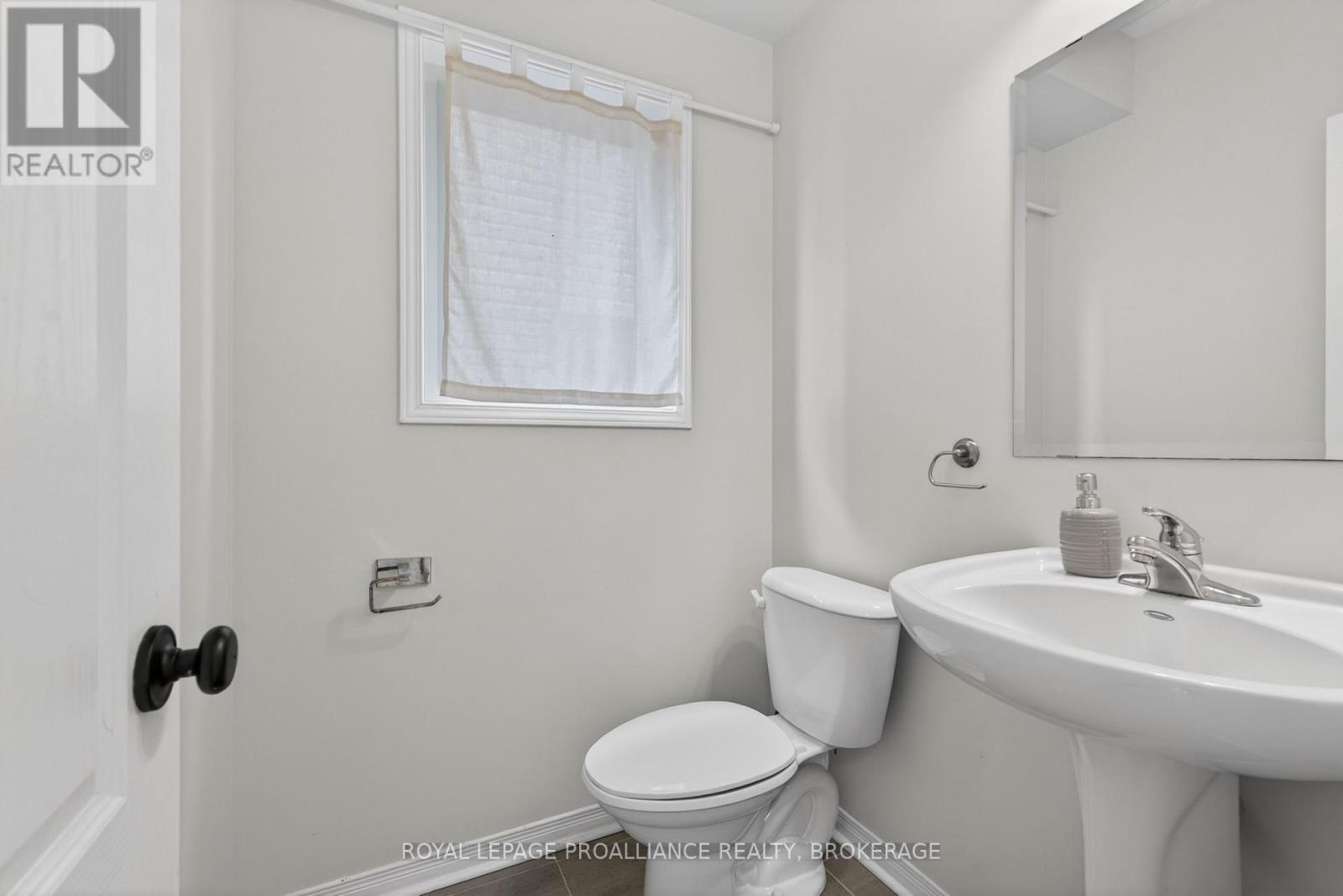 1271 Atkinson Street E, Kingston, Ontario  K7P 0E3 - Photo 20 - X12995102