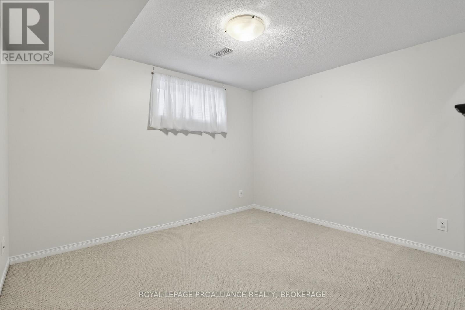 1271 Atkinson Street E, Kingston, Ontario  K7P 0E3 - Photo 31 - X12995102