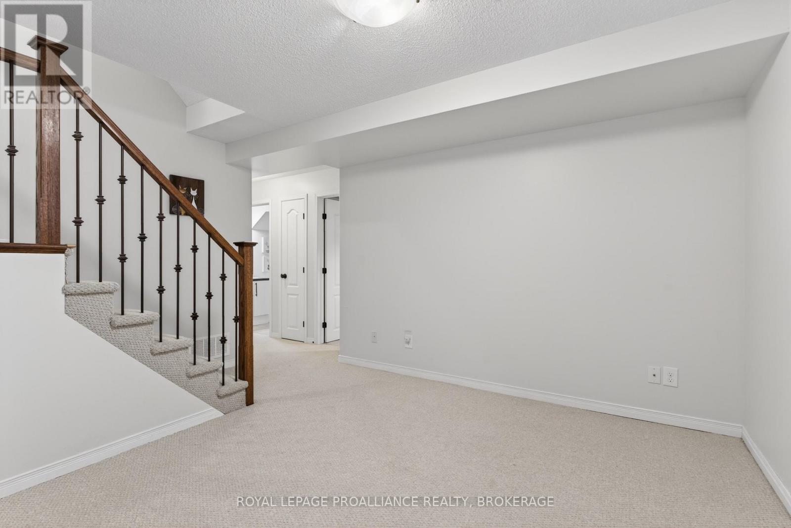 1271 Atkinson Street E, Kingston, Ontario  K7P 0E3 - Photo 32 - X12995102