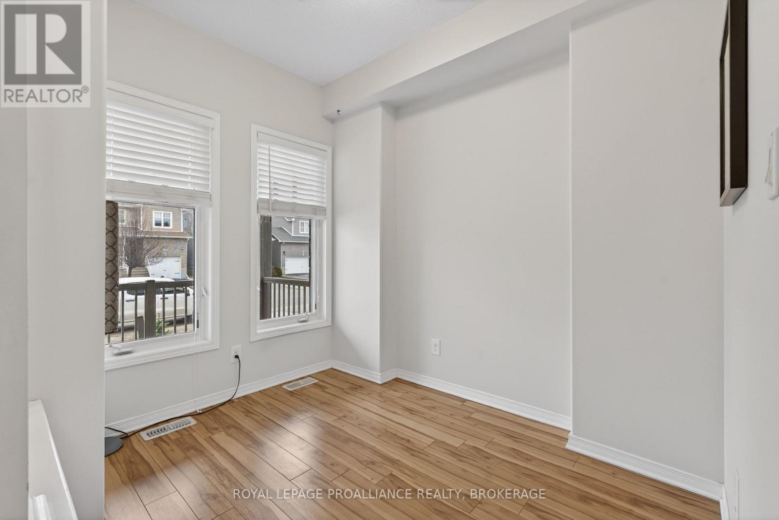 1271 Atkinson Street E, Kingston, Ontario  K7P 0E3 - Photo 9 - X12995102