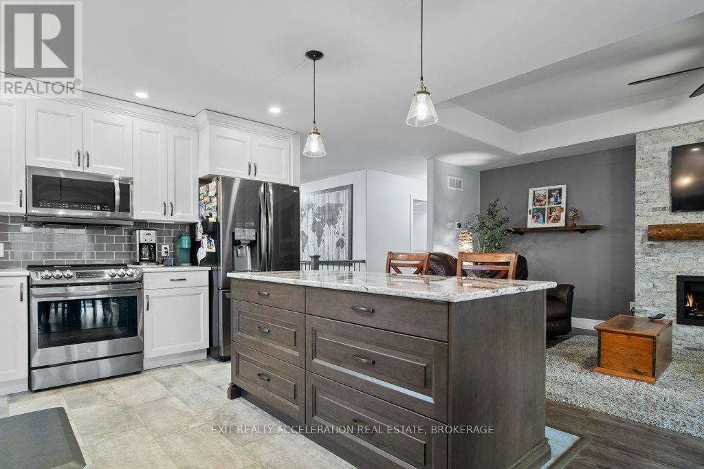 8 Briarwood Crescent, Greater Napanee, Ontario  K7R 0C2 - Photo 16 - X12995164