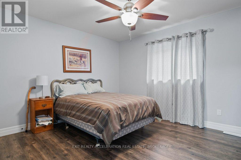 8 Briarwood Crescent, Greater Napanee, Ontario  K7R 0C2 - Photo 25 - X12995164