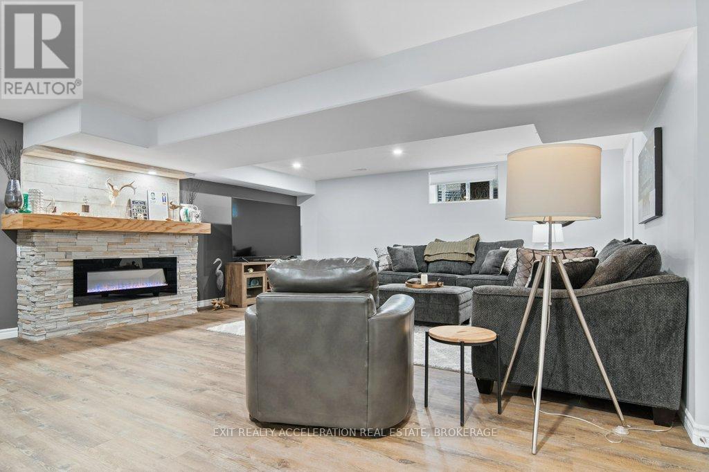 8 Briarwood Crescent, Greater Napanee, Ontario  K7R 0C2 - Photo 29 - X12995164