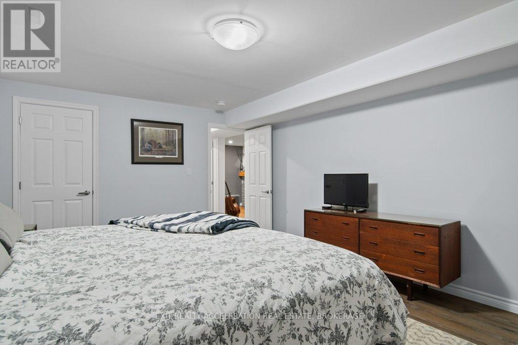 8 Briarwood Crescent, Greater Napanee, Ontario  K7R 0C2 - Photo 38 - X12995164
