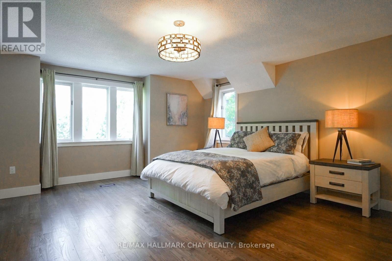 11 Park Trail, Springwater, Ontario  L9X 0L3 - Photo 26 - S12995010