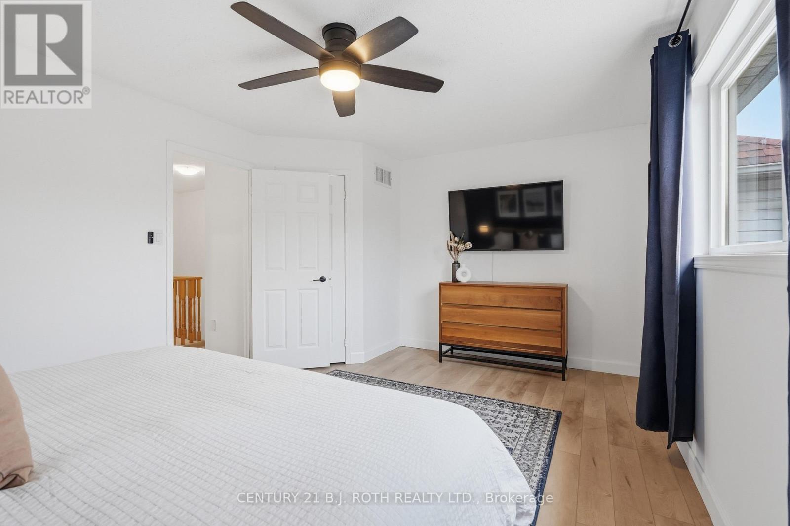 387 Ferndale Drive S, Barrie, Ontario  L4N 0M1 - Photo 17 - S12995062