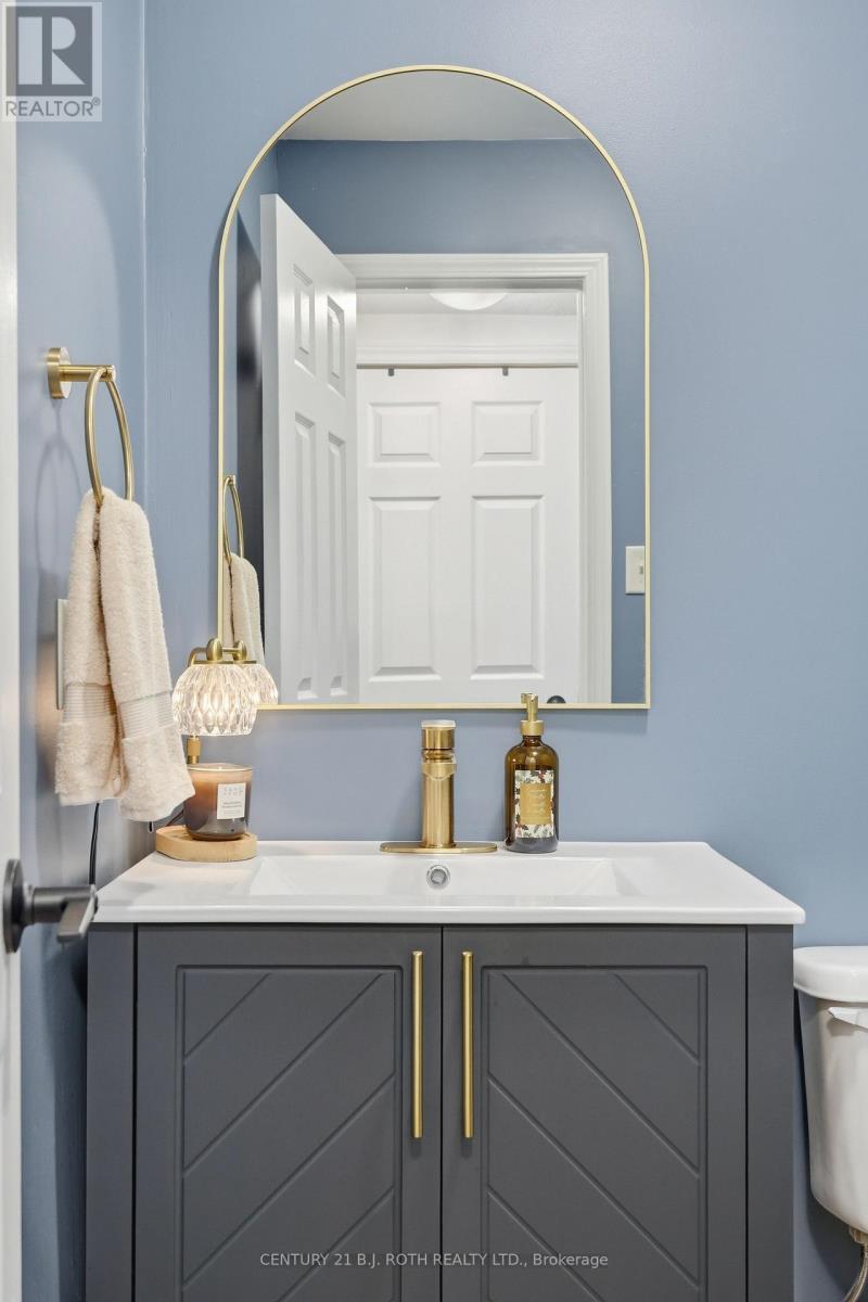 387 Ferndale Drive S, Barrie, Ontario  L4N 0M1 - Photo 9 - S12995062