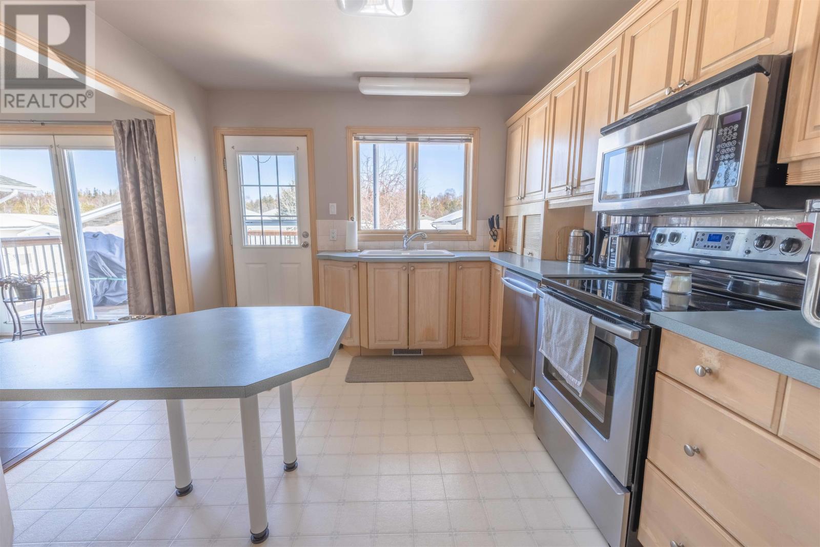 147 Nottingham Cres, Thunder Bay, Ontario  P7G 1B5 - Photo 9 - TB2600643