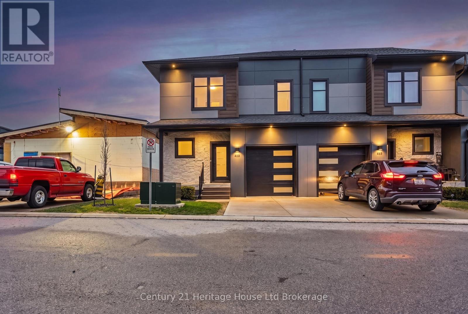 606 - 361 Quarter Town Line