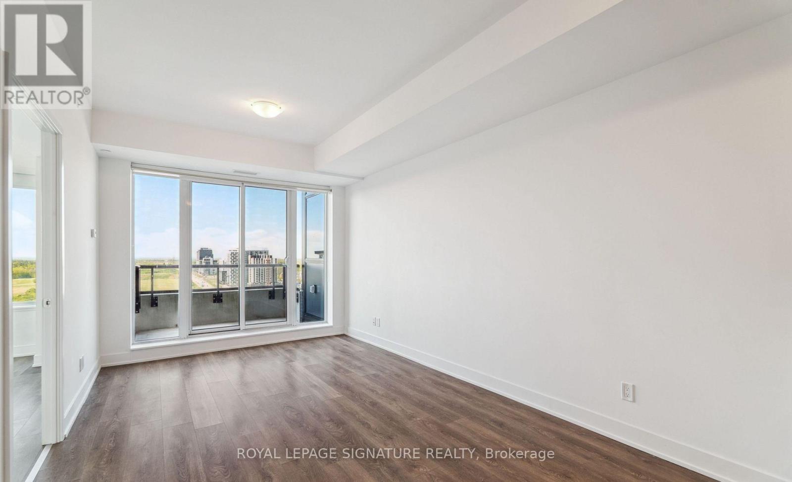 2005 - 297 Oakwalk Drive, Oakville, Ontario  L6H 3R6 - Photo 12 - W12994908